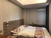 水岸豪庭公寓(揭阳潮汕机场店) - 经济大床房