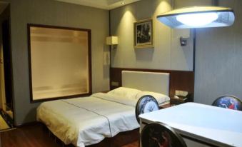 Quxian Shengjie Hotel