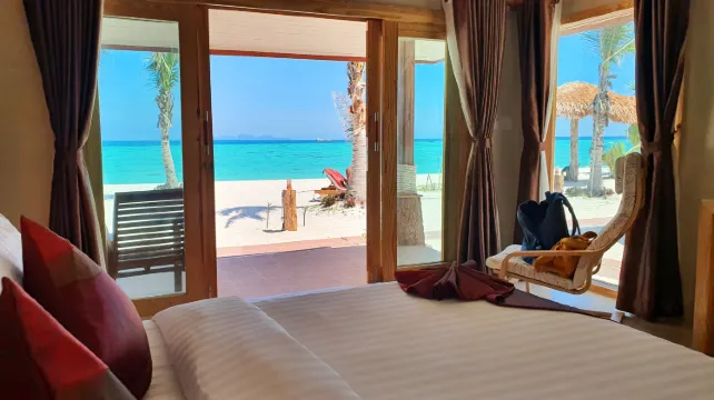 ห้องดีลักซ์ริมชายหาด