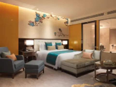 IKE INTERNATIONAL HOTEL Hotels in Zhumadian