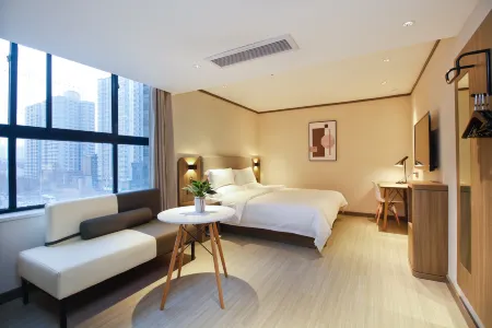 Hanting Hotel (Xi'an Bianjiacun Subway Station)