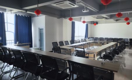 Suitetrails - Pengbao Business Hotel
