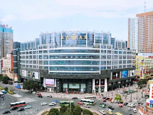 Asia Europe Hotel (Lan Da Er Yuan Branch, Xiguan Metro Station)