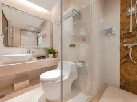 Vienna Hotel (Longkou Tonghai Road) - Airport Shuttle