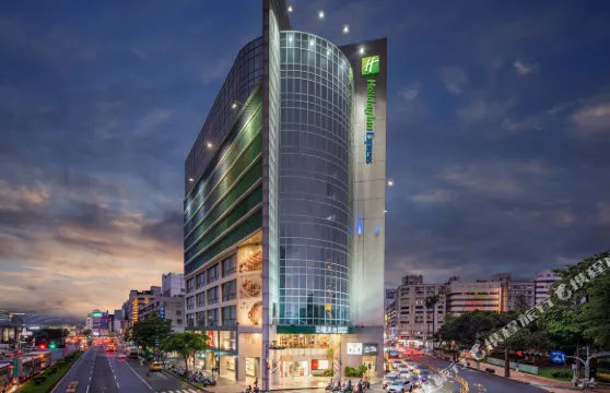 台中公園智選假日飯店