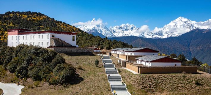 High Mountain Resort – Meili Hotel Hotels in Deqin