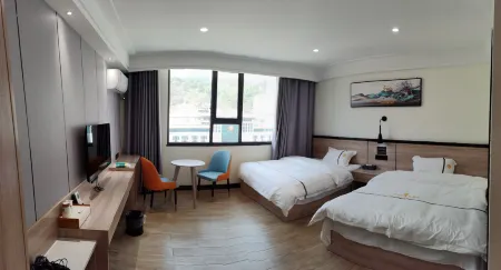 Fengshan Puerman Boutique Hotel Отели в г. Феншань