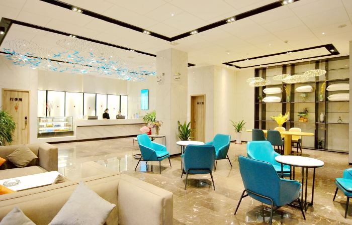 Sanyuan Hotel (Wuling Square)