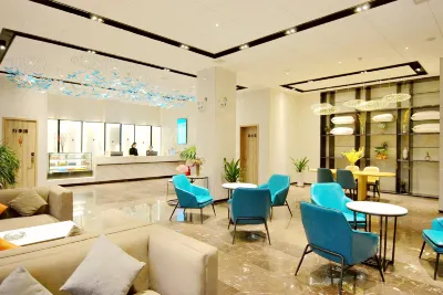 Sanyuan Hotel (Wuling Square) Hotels in Municipal Government/Wuling Square