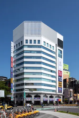 Norden Ruder Hostel Taichung Отели рядом с достопримечательностью «Тайский университет науки и техники»