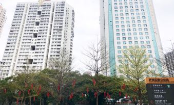 Shenzhen Feilong Collection Hotel (Huangbeiling Subway Station)