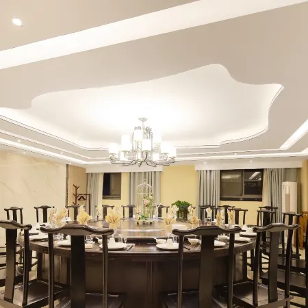 Vienna International Hotel (Bengbu City Gate)
