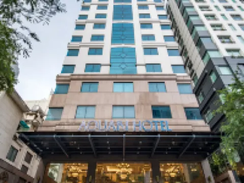 Aquari Hotel Hotels near Lam Son Square