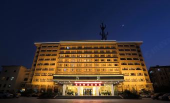 Hua Dong Hotel