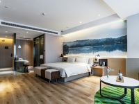 杭州未来科技城亚朵S酒店 - 几木套房
