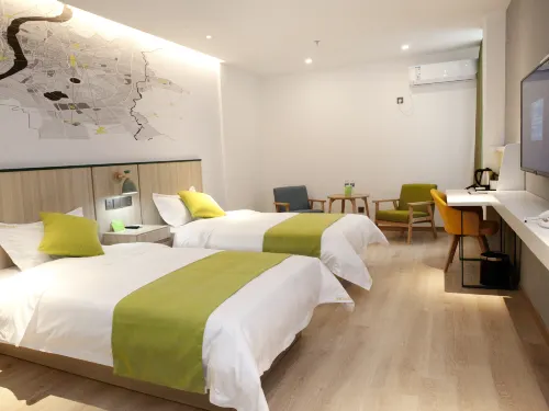 Vatica Hotel(An Qing Wuyue Guangchang BoAi YiYuan Dian)