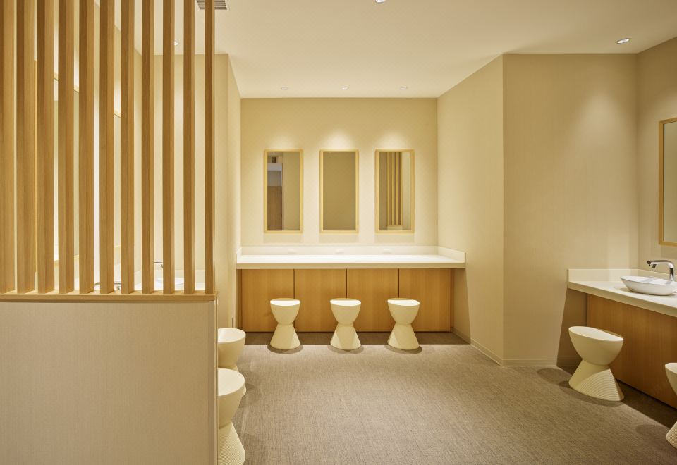 3. 미쓰이 가든 호..