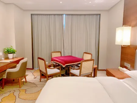Tongnan Konglead Hotel