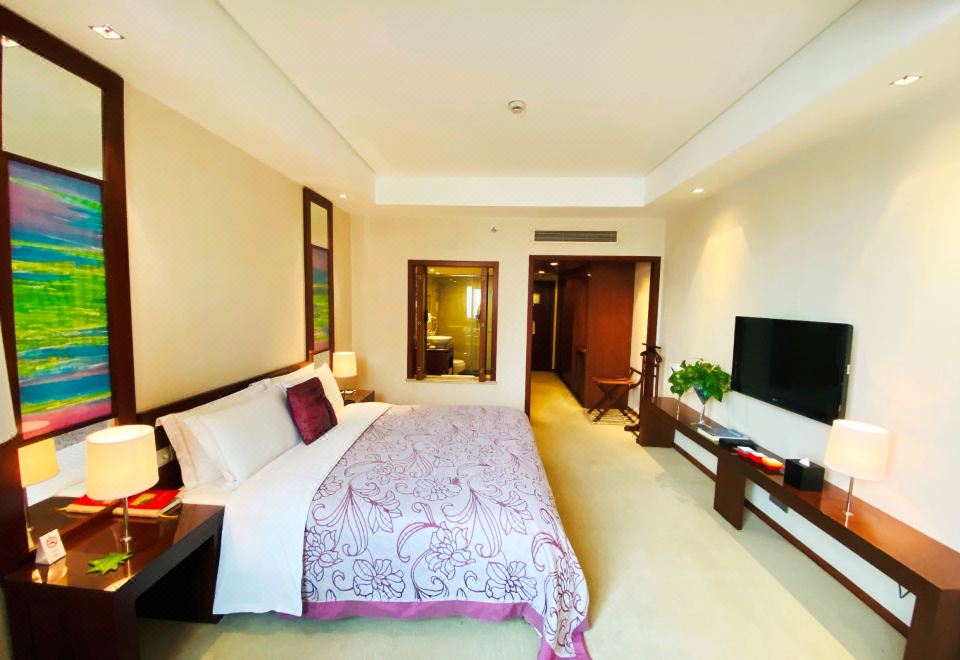 Baolong Hotel-Shanghai Updated 2023 Room Price-Reviews & Deals | Trip.com