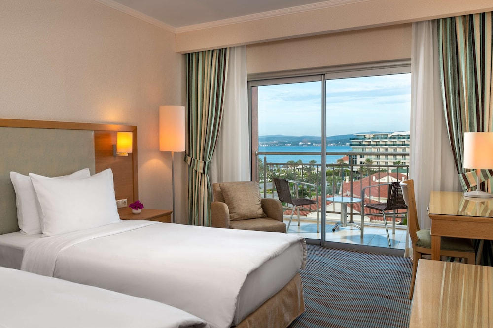 Radisson Blu Resort & Spa, Cesme