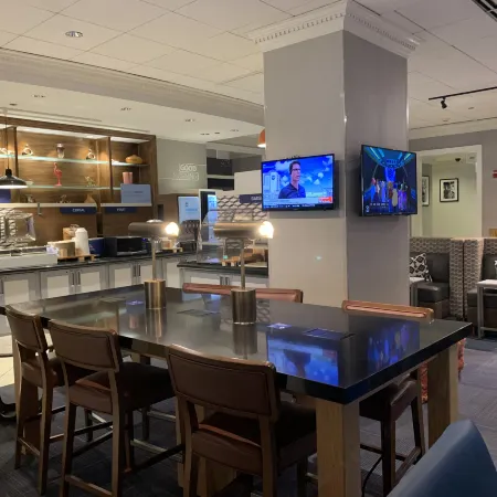 Holiday Inn Express CHICAGO - MAGNIFICENT MILE by IHG