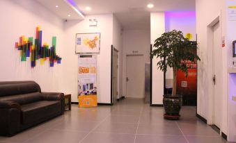 7Days Inn Hotel (Tongliao Darunfa)