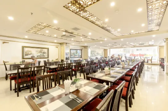 Paris Nha Trang Hotel