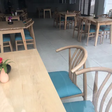 Huilong Hotel