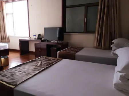 Fanshi Shahe Jinhe Hotel Отели рядом с достопримечательностью «Beitai Yedou Peak»