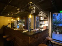 Wuta Xinshe (Hangzhou West Lake) Hotels near Hupao Spring