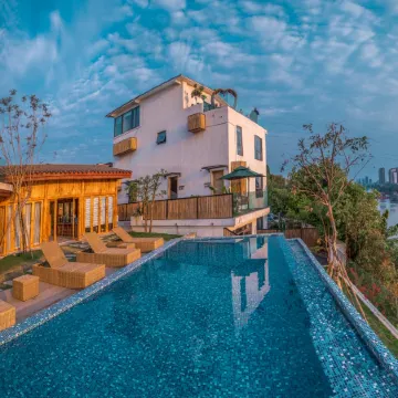 Zhenshan Qigu Hostel