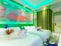 鲜居精品主题酒店(广州番禺动物园景区店) - 萌猪主题度假双床房