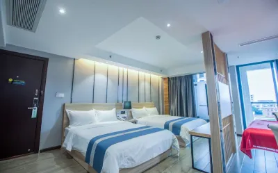 Jinmiao Holiday Hotels near Weijiaowan