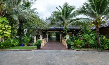 Bali Hotel