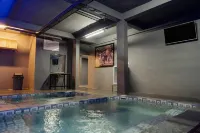 De'Tonga Hotel - Hot Tub