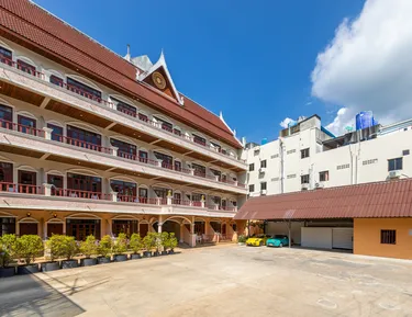 รูปภาพของโทนี่ รีสอร์ท