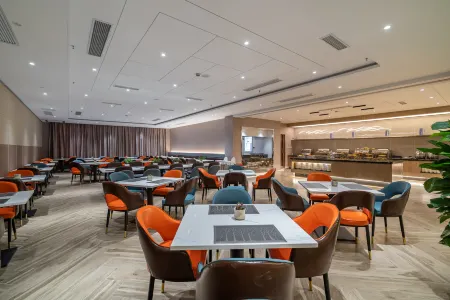 Rezen Select  Shanghai International Resort Отели рядом с достопримечательностью «Bi Yunjingyuan»