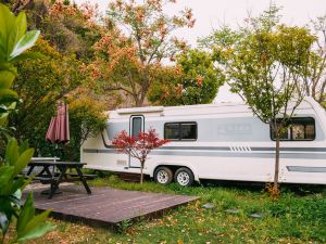 Longlingshan Forest RV Camp