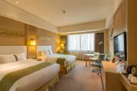 Datong Grand Hotel Hotel di Fantawild Adventure/Wanda Plaza Business District