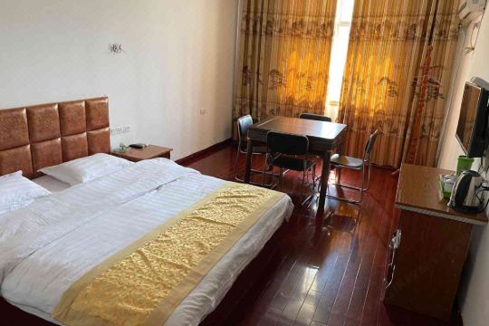 仙岛湖湖畔宾馆