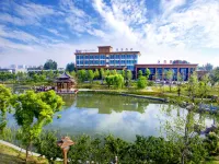 Mercure Kaifeng Qingming Shangheyuan Hotel Hotels near Liuyuankou Passenger Transport Terminal