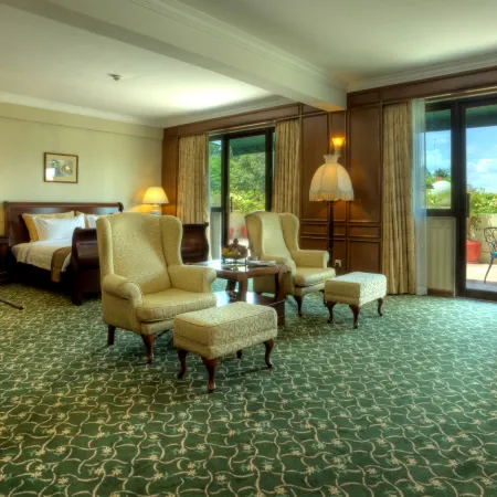 Sunway Hotel Phnom Penh Отели рядом с достопримечательностью «Центральный Рынок (Пса Тмеи)»