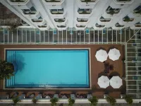 Pearl River Hotel - สระว่ายน้ำบนดาดฟ้า
