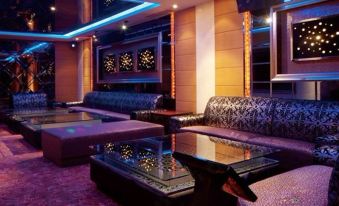 Longyao Wujiang Mingzhu Hotel