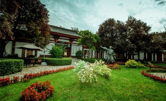 Tang Dynasty Art Garden Hotel