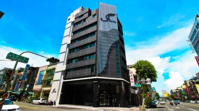 เจ โฮเต็ล โรงแรมในเกาสง