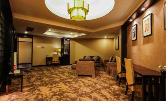 Yinghua Xiaozhu Hotel (Guangzhou Pazhou Convention & Exhibition Haizhu Wetland Park Branch)