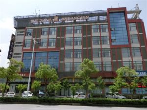 Jinjiang Inn Select (Shanghai Fengxian Powerlong Plaza Yunhe North Road)