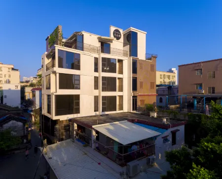 Zhuhai Beishanju Hotel Отели рядом с достопримечательностью «The New Yuan Ming Palace»