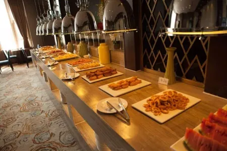 Wenzhou International Hotel Отели в г. Иньинг